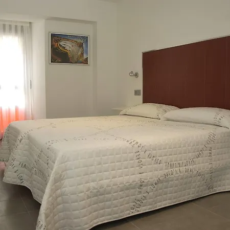 Casa de hóspedes Alda 2*